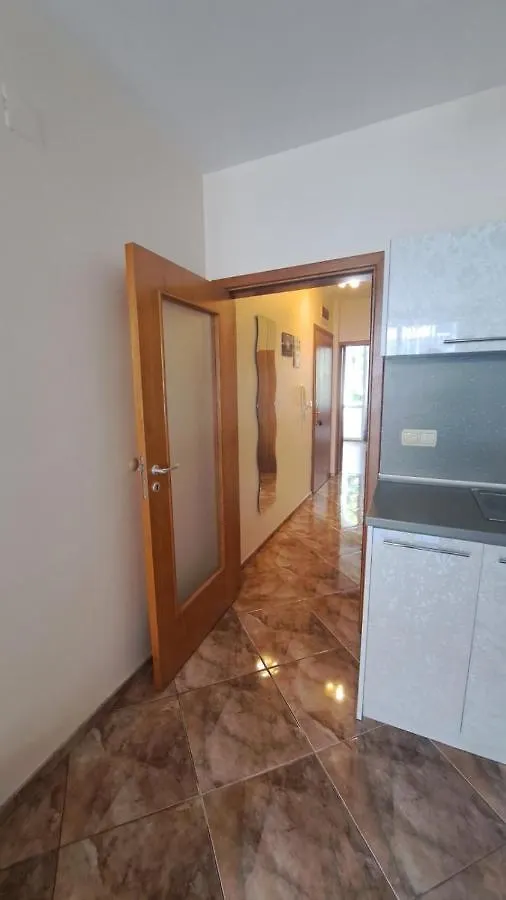 Vladislav- Luxury Apartments Varna 0*,  Bulgaria