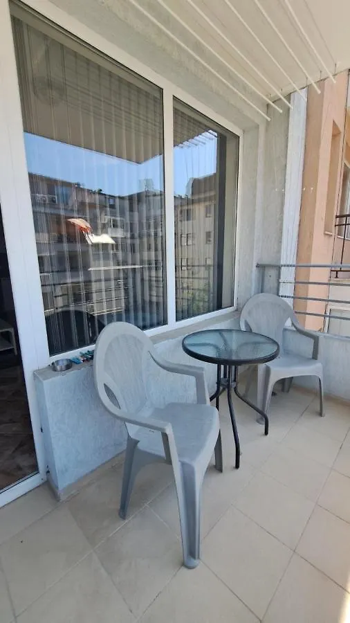 Vladislav- Luxury Apartments Varna